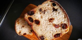 You'll Be Obsessed With This Tasty Raisin Bread