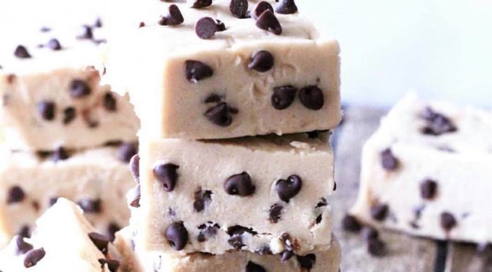 This Cookie Dough Fudge is The Easiest Dessert You’ll Ever Make Cookie Dough Fudge Is The Easiest Dessert You'll Ever Make