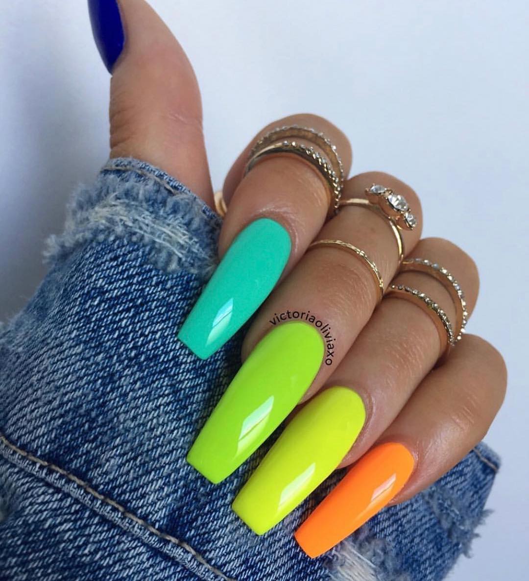 Here’s Why You Should Try Viral Rainbow Nails This Spring