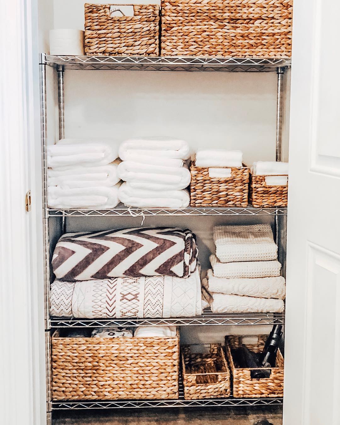 Photos of Linen Closets to Inspire You to Finally Organize Yours ...