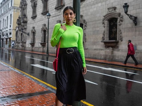Best Ways to Pull Off the Neon Trend This Summer