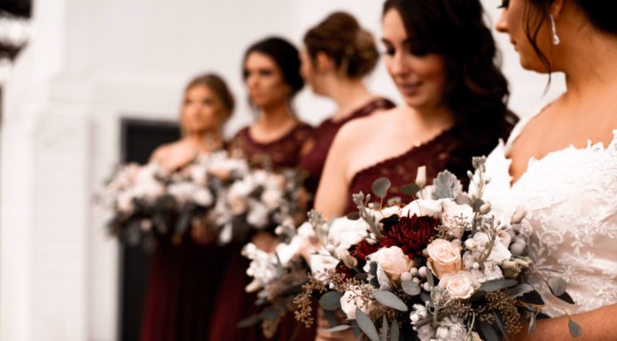 How to Choose the Perfect Bridesmaid Dresses!